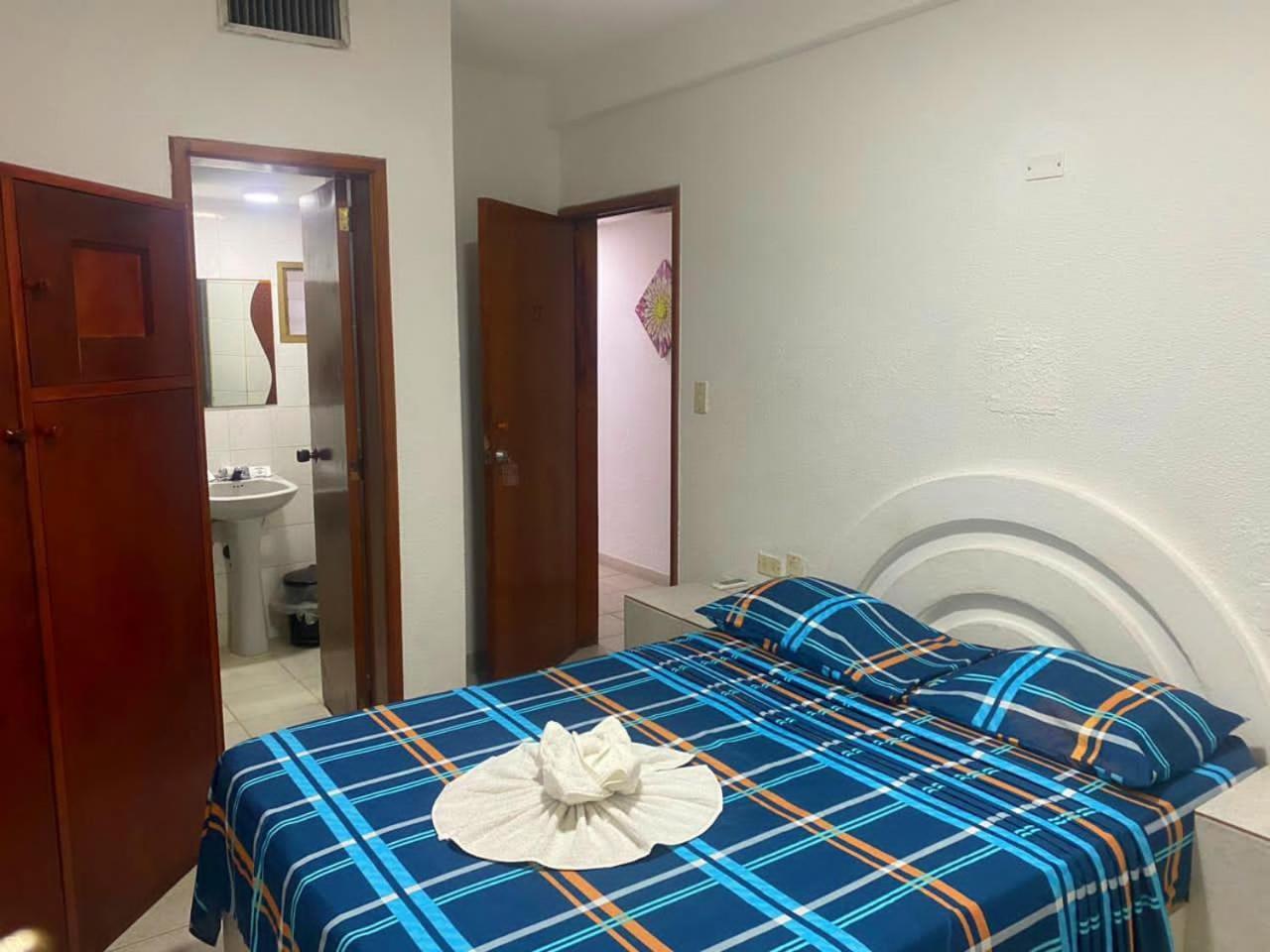 Hotel Brisas Del Mar 2022 Catia La Mar Ngoại thất bức ảnh